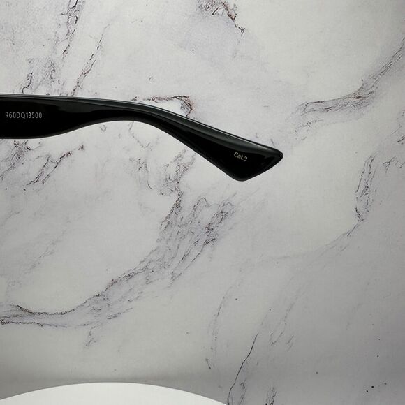 New GUCCI Sunglasses - Picture 11 of 16